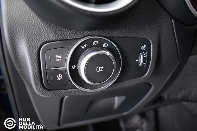 ALFA ROMEO Stelvio 2.2 Turbodiesel 190 CV AT8 Q4 Business